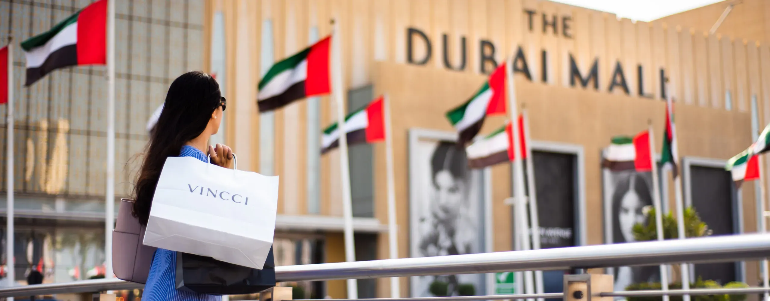 Lifestyle at the Dubai Mall Lifestyle at the Dubai Mall